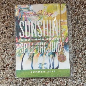 New hard to find Lilly Pulitzer necklace